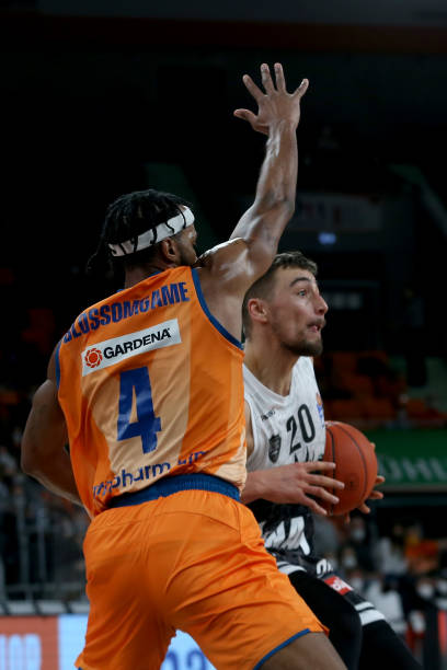 员不仅展现 员不仅展现