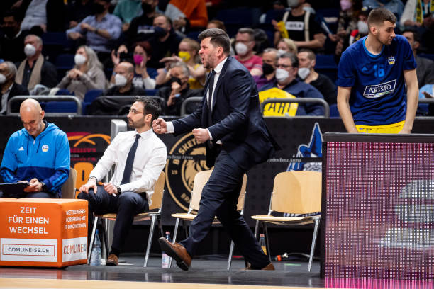 加拿大顺利 加拿大顺利